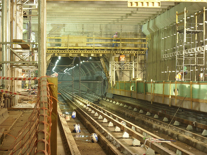 Extensión linea 3 metro 3,8km